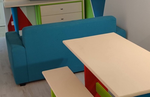 Saint-Christol-Les-Ales Appartement | Studio Harlequin, very colorful ideal for young people.