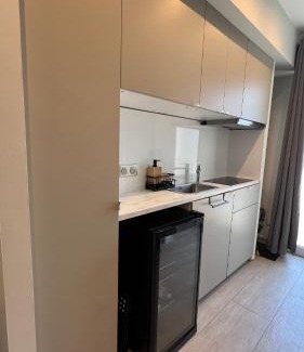 Saint-Yrieix-sur-Charente Appartement | Studio piscine partagée parking securisé