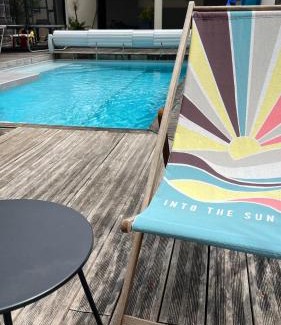 Saint-Yrieix-sur-Charente Appartement | Studio piscine partagée parking securisé