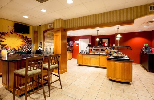 Shearer Hills - Ridgeview Appartement | Studio | Free Breakfast + Outdoor Pool and Hot Tub
