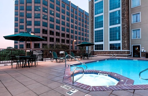 Shearer Hills - Ridgeview Appartement | Studio | Free Breakfast + Outdoor Pool and Hot Tub