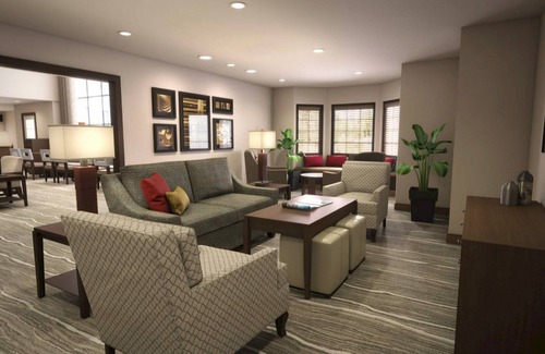 Lafayette Appartement | Studio King. Petit déjeuner gratuit. Bassin. Seulement 5 miles à l'Université Purdue!