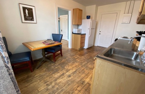 Hannibal Appartement | Studio furnished apartment located in the heart of downtown Hannibal, Missouri.
