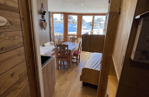 Avoriaz Appartement | studio meublé tourisme 2* centre Avoriaz skis aux pieds 50m village enfants