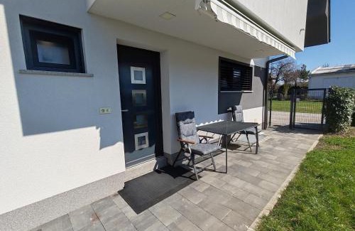 Kranj Appartement | Studio Hathor - Bikers Welcome