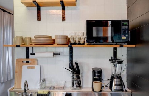 Baldwin Appartement | Studio in Baldwin|Pet friendly|Near Hospitals