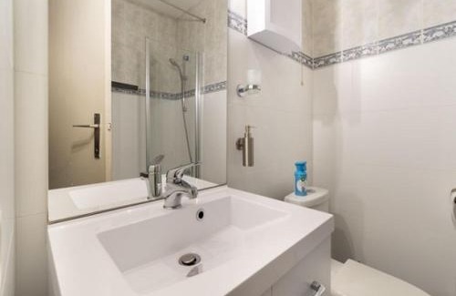 Middelkerke Appartement | Studio in Coastal Belgium with Sea Views
