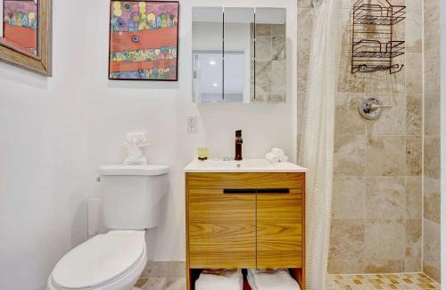 Hendricks and Venice Isles Appartement | Studio in Las Olas near FL Beach