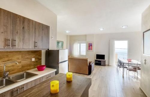 Ravdoucha Appartement | Studio in Ravdoucha with Sea View Balcony