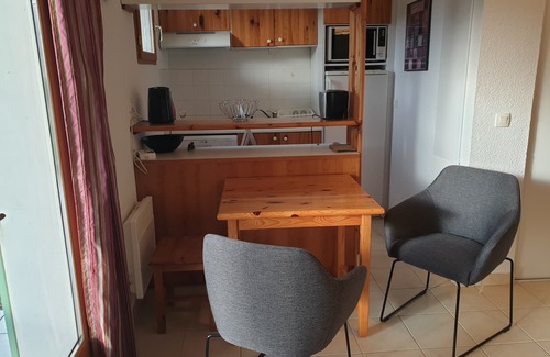 Montbrun-les-Bains Appartement | Studio in the residence le hameau des sources