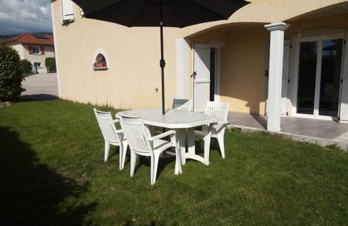 Lompnes Maison | Studio indépendant 40m² avec jardin privé