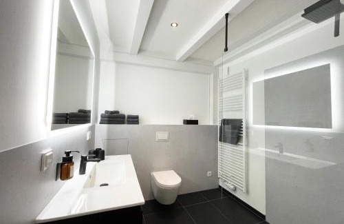Wernigerode Old Town Appartement | Studio Karl Oppermann mit Einzelgarage