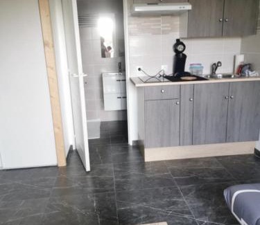 Saint-Christoly-de-Blaye Appartement | Studio La Gâche