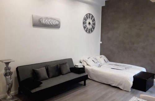 Le Piol Appartement | Studio l'Impérial- 3pers -Proche Centre et Plages