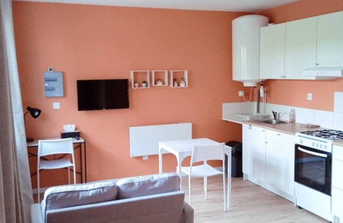 Oyonnax Appartement | Studio L'with terrace