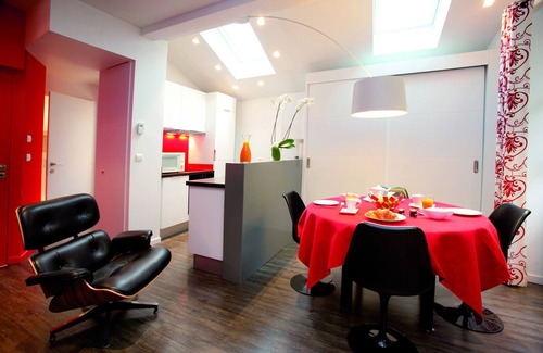 Menthon-Saint-Bernard Appartement | Studio La Savoyarde 4 étoiles Vision Luxe pour 2 personnes Annecy