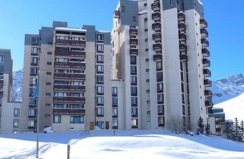 Val Claret Appartement | Studio Les Moutières B1 et B2 - Val Claret-23 by Interhome