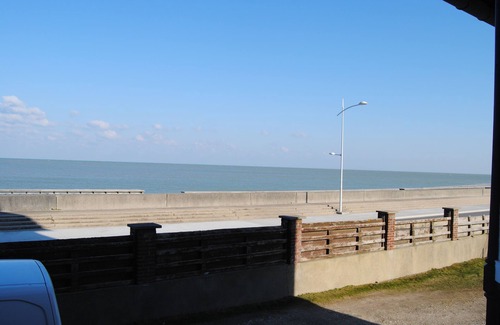 Veulettes-sur-Mer Appartement | !!!Studio a moins de 50 mètres de la mer!!! JUSTE LA ROUTE A TRAVERSÉE