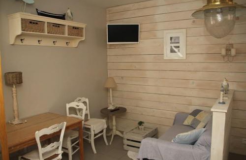 Wavrechain-sous-Faulx Appartement | Studio littoral à Wavrechain