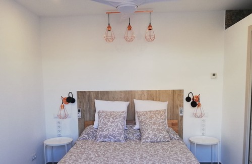 Les Meravelles Appartement | STUDIO / LOFT 1 MINUTE FROM THE PALMA BEACH