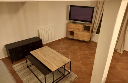 Bouillargues Appartement | Studio Loft Avec Terrasse et Jardin Dans Exploitation Vititcole