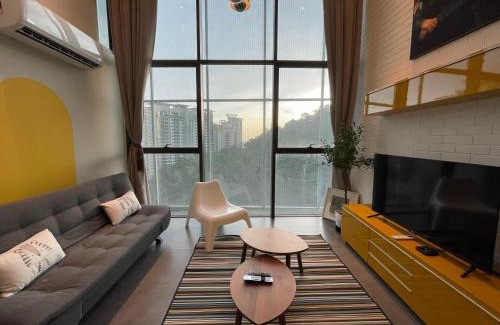 Damansara Perdana Appartement | Studio Loft Empire Damansara Free WiFi & Parking