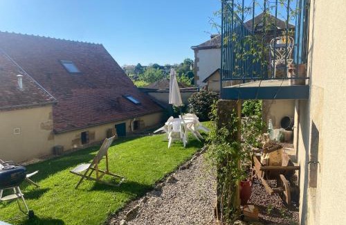 Bourbon-l'Archambault Appartement | Studio Logis les Roses