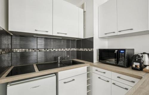 Carrieres-sous-Poissy Appartement | Studio Lumineux et confortable parking
