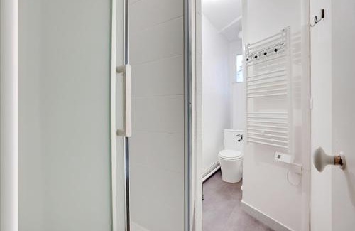 Vincennes Appartement | Studio Lumineux au pied du RER A - Avec ascenseur