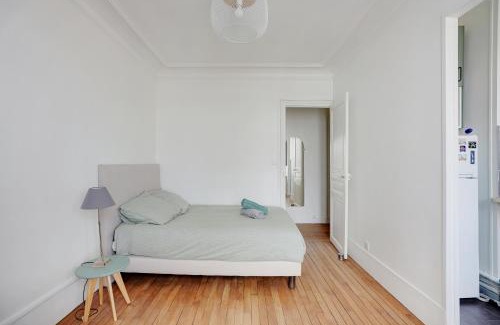 Vincennes Appartement | Studio Lumineux au pied du RER A - Avec ascenseur