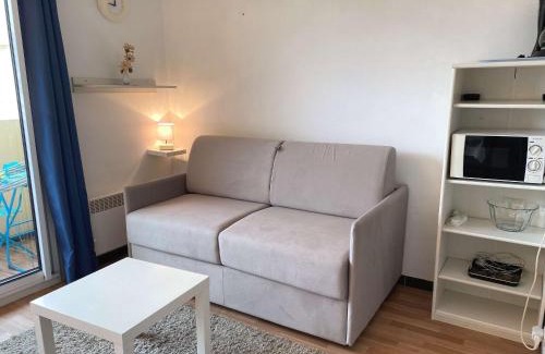 Balaruc-les-Bains Appartement | Studio lumineux avec balcon exposé sud, tout équipé et classé 2 étoiles. - FR-1-553-139