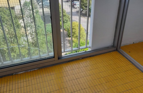 Les Platanes Appartement | Studio Meublé Avec Balcon