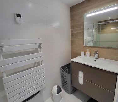 Saint-Bres Appartement | Studio mezzanine Saint Bres. 20min de Montpellier