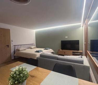 Randogne Appartement | Studio moderne et cosy avec piscine et sauna