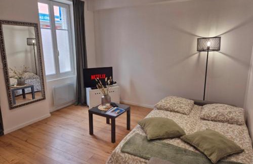 Miribel Appartement | Studio Moderne et Cosy à Miribel