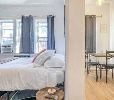 East Avenue Appartement | Studio Near Downtownwi-fiqueenbdhighfall