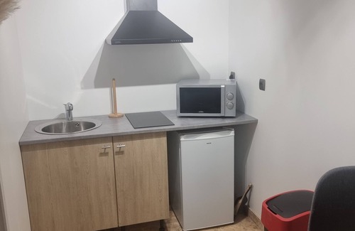 Villeneuve-le-Roi Appartement | Studio near orly airport