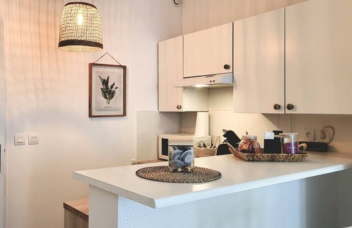 Lunel Appartement | Studio proche gare et centre ville de Lunel.