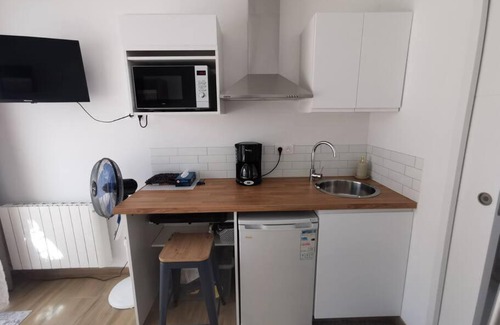 Gallargues-le-Montueux Appartement | Studio neuf proche Camargue