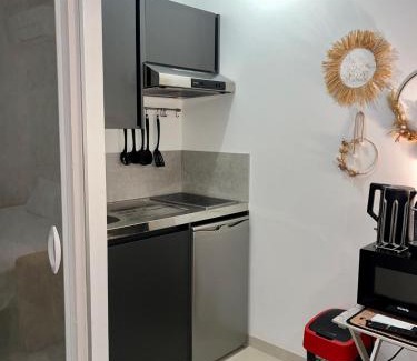 Valergues Appartement | Studio neuf avec acces piscine