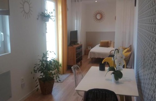 Mesnil-Val-Plage Appartement | Studio neuf dans propriété au bord de la mer