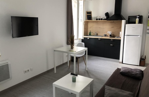 Lodeve Appartement | *Studio neuf* Proche Salagou