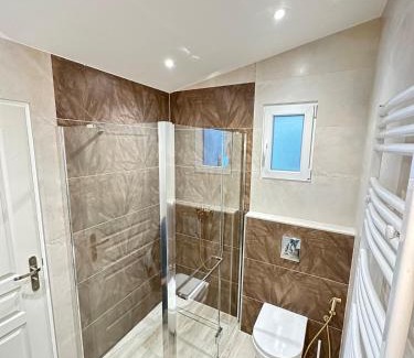 Poligny Appartement | Studio neuf très calme