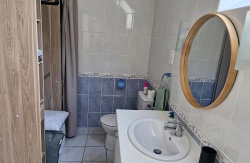 Bonnemain Appartement | STUDIO NID COSY avec piscine