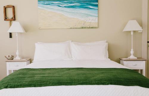Tairua Maison | Studio on Petley