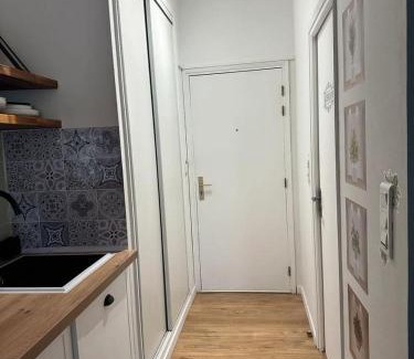 Santa-Lucia-di-Moriani Appartement | Studio pied dans l'eau - WIFI- Piscine