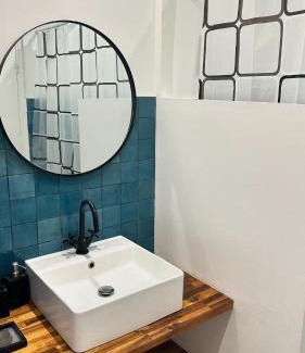 Santa-Lucia-di-Moriani Appartement | Studio pied dans l'eau - WIFI- Piscine