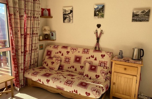 Albiez-le-Vieux Appartement | Studio pour 4 aux pieds des pistes en Savoie, résidence très calme