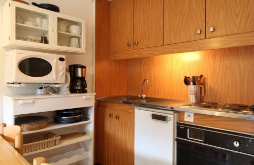Flaine Appartement | Studio pour 5 personnes avec balcon, proche des pistes et commerces - Résidence Andromède, Flaine Forêt - FR-1-687-93