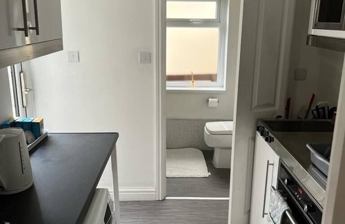 Chorley Appartement | Studio indépendant avec cour arrière privée